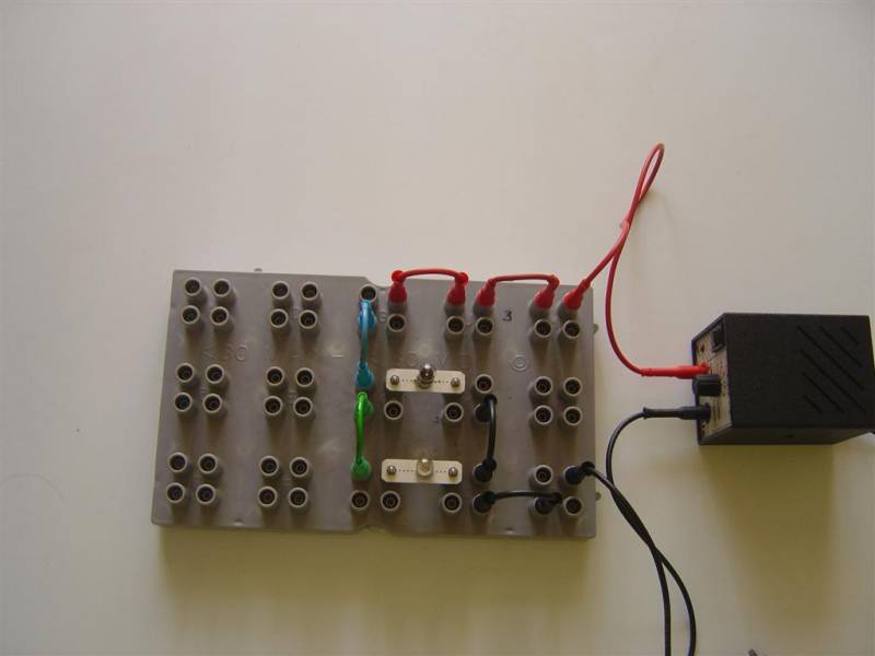 jeu_du_circuit_image_4.jpg jeu_du_circuit_image_4.jpg